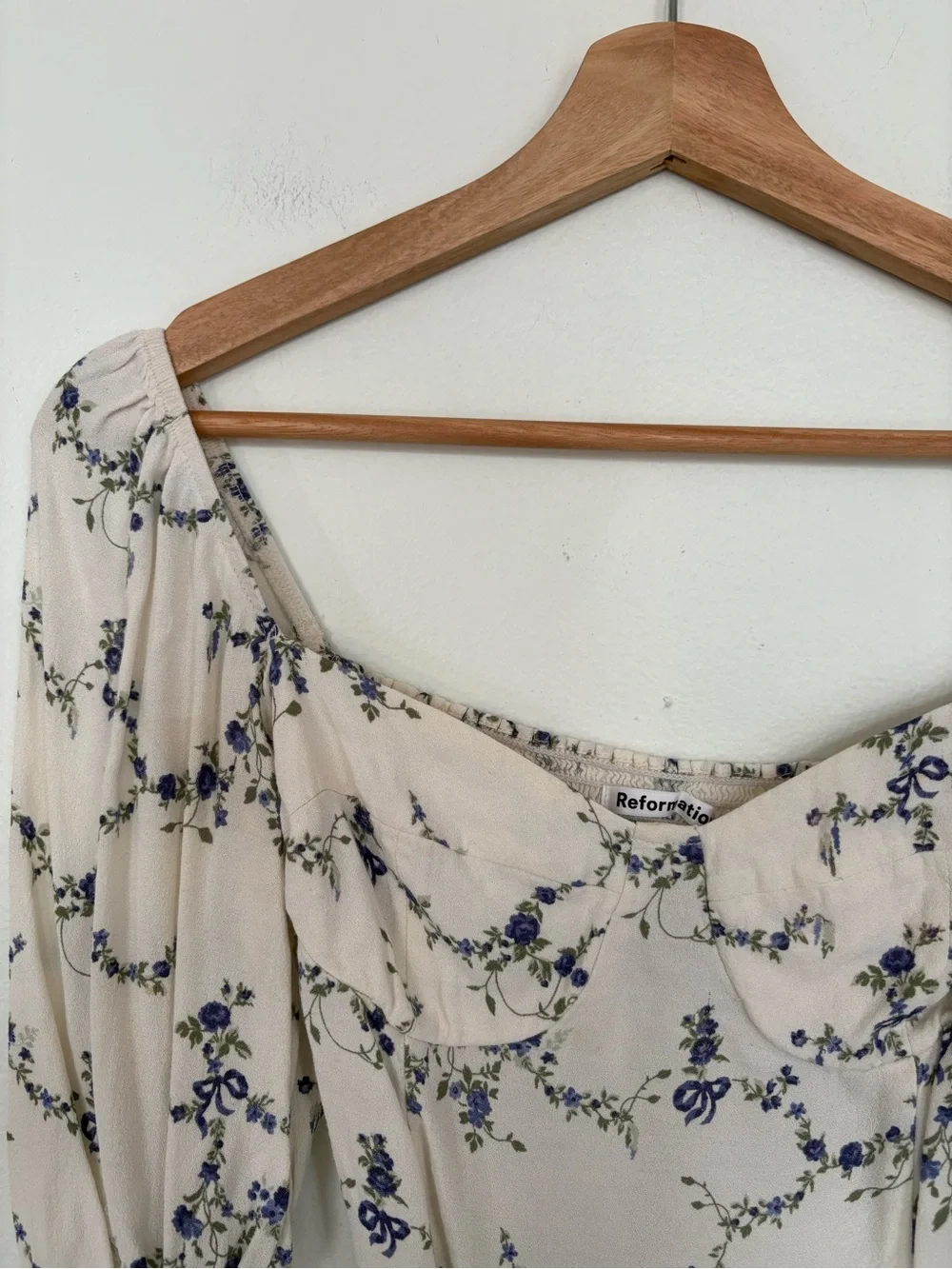 Reformation || Smocked Puff Sleeve Corset Blouse Floral Cream‎ Blue 2